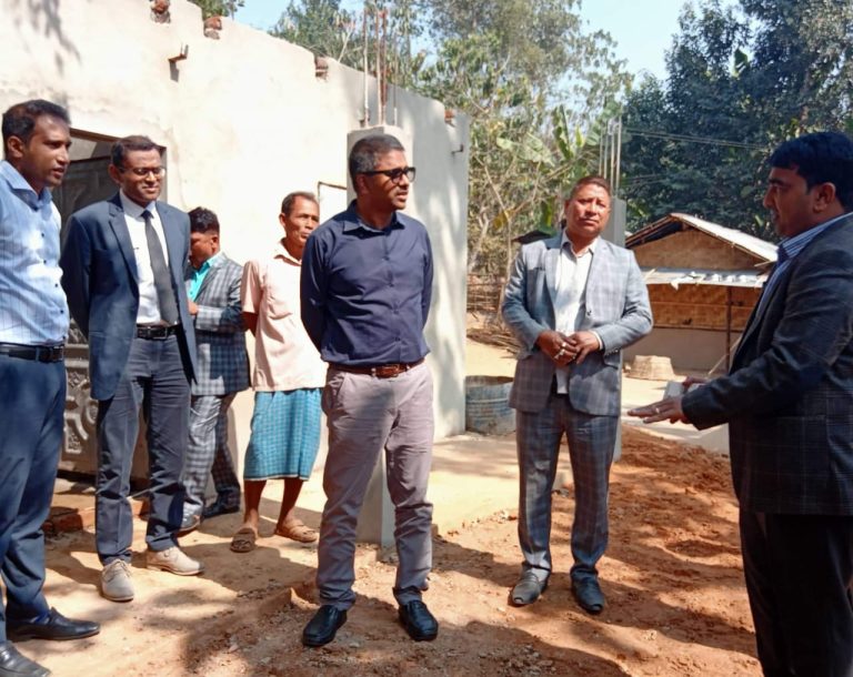 রাজস্থলীতে আশ্রয়ণ প্রকল্পের ঘর পরিদর্শন করলেন জেলা প্রশাসক