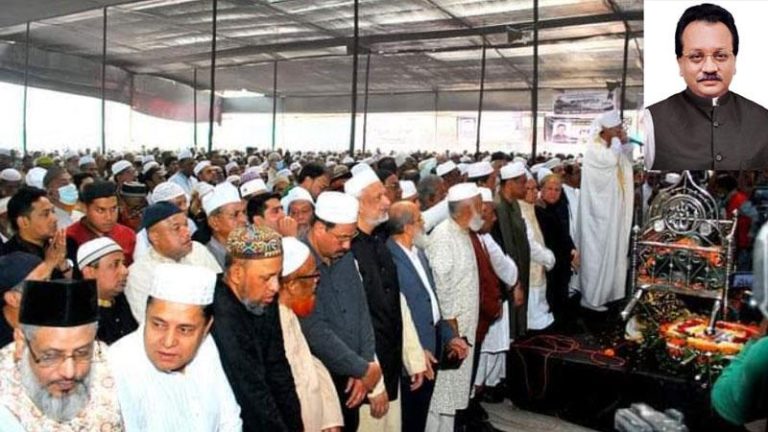 মায়ের কবরের পাশে চিরনিদ্রায় শায়িত সাংসদ মোছলেন উদ্দিন