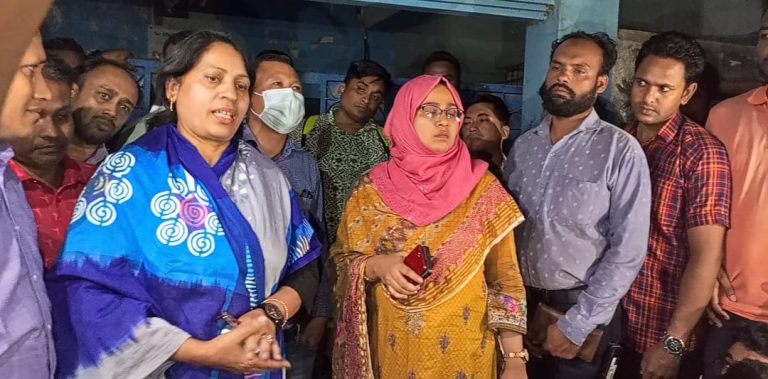 রাবিপ্রবি’র ভিসির সাথে দুর্ব্যবহারে শিক্ষার্থীদের বিক্ষোভ