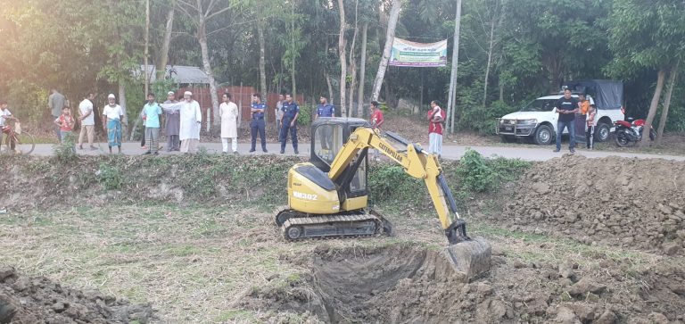 কৃষি জমির টপসয়েল কর্তনের দায়ে পঞ্চাশ হাজার  টাকা জরিমানা