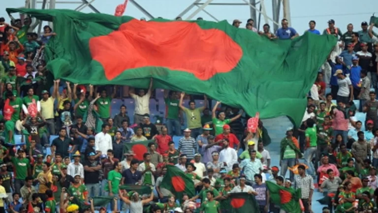 আয়ারল্যান্ডের বিপক্ষে টি-টোয়েন্টি সিরিজের টিকেট