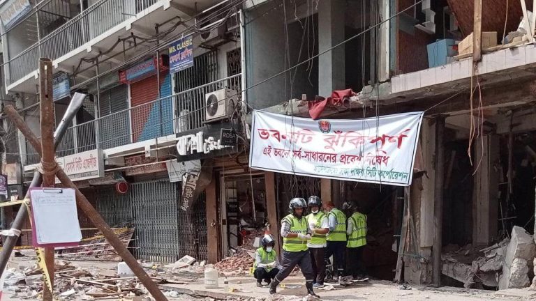 সিদ্দিকবাজারে বিস্ফোরণের ঘটনায় মৃত্যু বেড়ে ২৪ জনে
