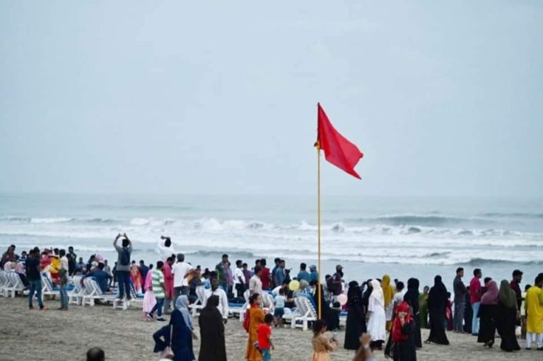 কক্সবাজারের সব হোটেল-মোটেল-রিসোর্টকে আশ্রয়কেন্দ্র ঘোষণা