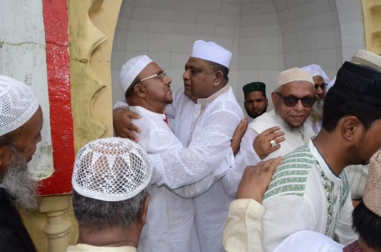 সিলেটে ঈদের নামাজে নব নির্বাচিত মেয়র