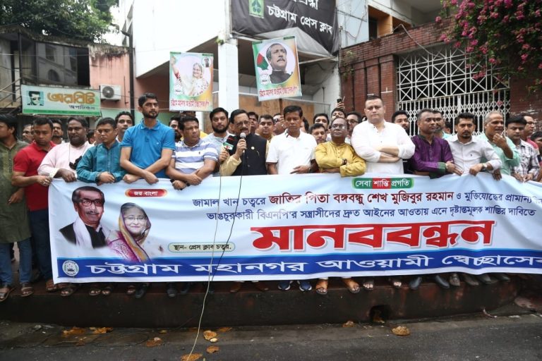 বিএনপির মনোবল ভাঙ্গা বলেই বঙ্গবন্ধুর ম্যুরাল ভাঙচুর করছে: মেয়র