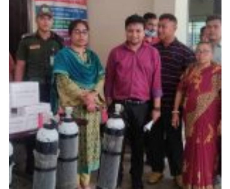 দোহাজারী পৌরসভা কর্তৃক দোহাজারী হাসপাতালে অক্সিজেন সিলিন্ডার থার্মাল স্ক্যানার ও অক্সিমিটার প্রদান