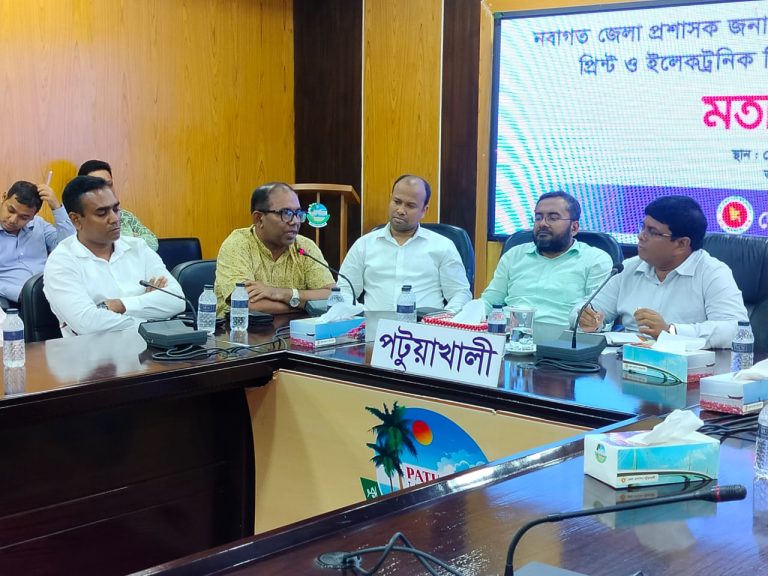 আইন বিধি মেনে দ্রুততার সঙ্গে সকল সরকারি কাজ ও সেবা প্রদান করা হবে; নবাগত জেলা প্রশাসক