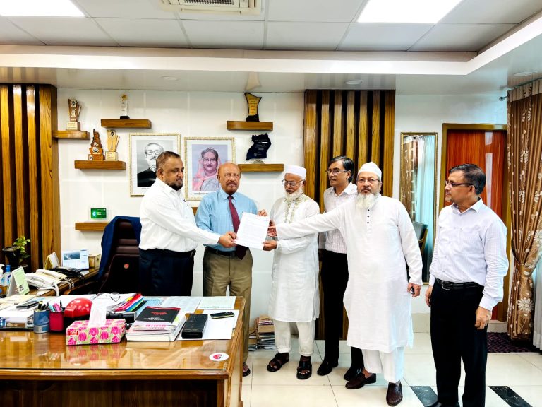 ভান্ডার জুরি প্রকল্পের পানি চান কর্ণফুলী বাম তীর হাউজিং সোসাইটির বাসিন্দারা