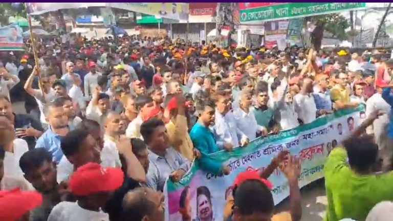 শ্রমিক জনতার সমাবেশ শুরু, চট্টগ্রামে বিএনপির মেগা শো-ডাউন