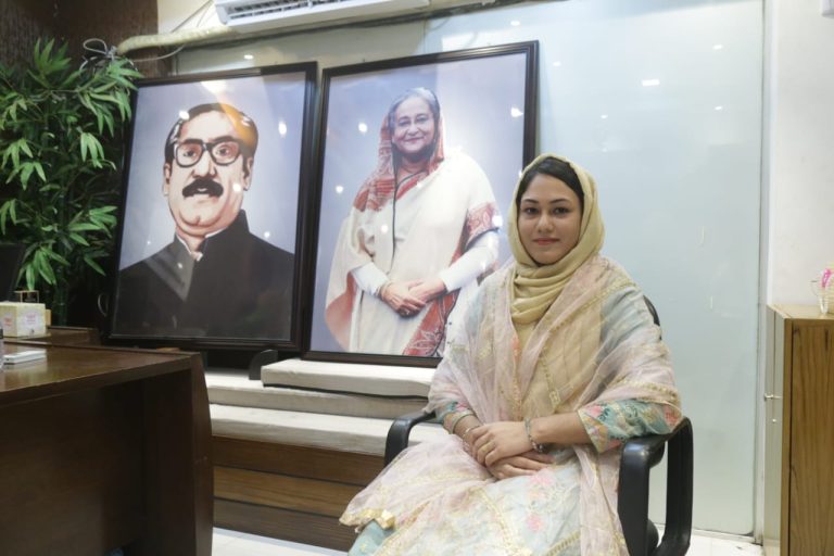 সাবরিনা চৌধুরী ‘- বিশ্ববিদ্যালয় ক্যাম্পাস থেকে লক্ষ্য সংসদে