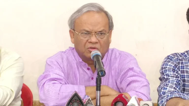 ২৮ তারিখের মহাসমাবেশ ঠেকাতে পুলিশ কর্তারা ঘন ঘন বৈঠক করছেন : রিজভী