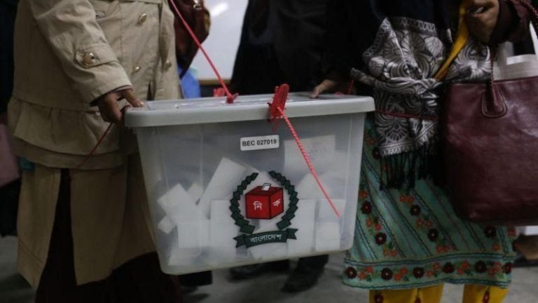 নির্বাচনের তফসিল ঘোষণার কানাঘুঁষা