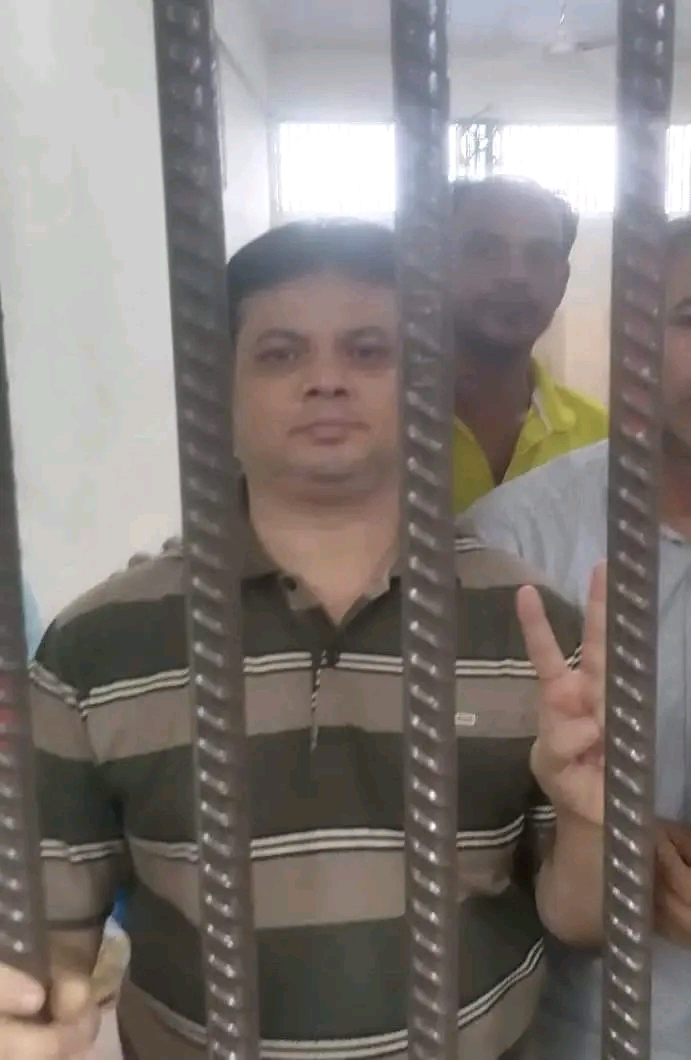 আনোয়ারায় গাড়ি পোড়ানোর মামলায় আসামি ২৪ , গ্রেপ্তার ৬
