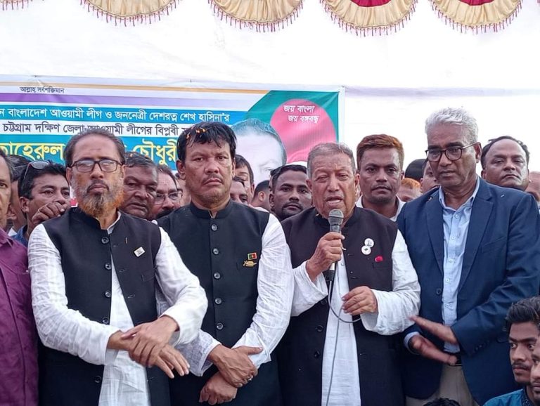 পটিয়ায় নৌকার প্রার্থীর বিরোধীতা করলে দাঁত ভাঙা জবাব