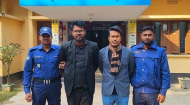 নাটোরে মাধ্যমিক শিক্ষা অফিসারকে মারপিট মামলায় প্রধান আসামীসহ গ্রেফতার-৫