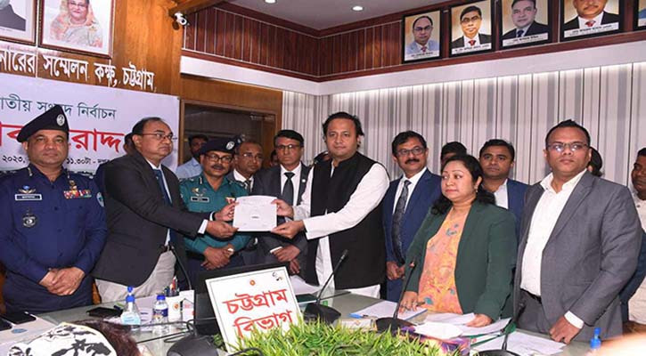 চট্টগ্রামে ভোটের মাঠে প্রতীক নিয়ে ১২০ প্রার্থী