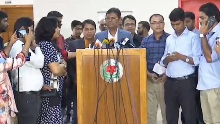 প্রার্থীদের নিরাপত্তা নিশ্চিতে আইনশৃঙ্খলা বাহিনীকে ইসির নির্দেশ