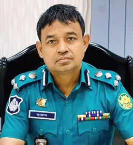 অপহরণের মামলায় দুই পুলিশ সদস্য গ্রেপ্তার