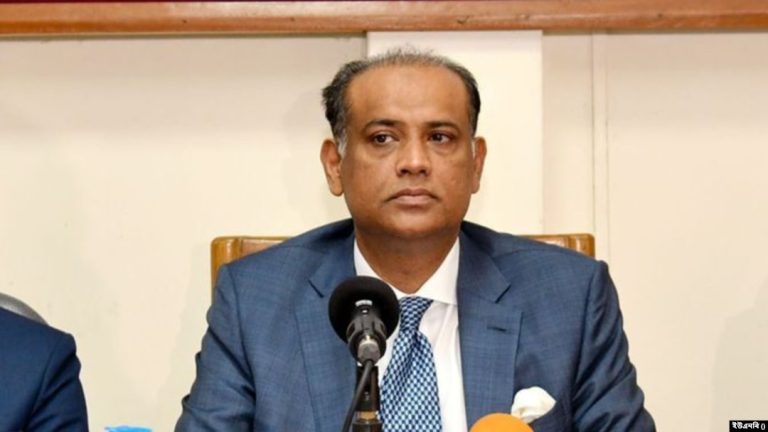 বাদ পড়লেন ভূমিমন্ত্রী জাবেদ !