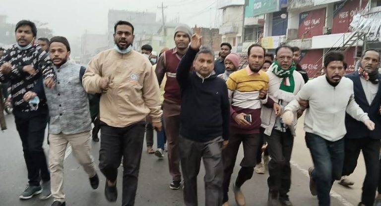 নির্বাচন বর্জনের দাবি, ফটিকছড়িতে বিএনপির বিক্ষোভ