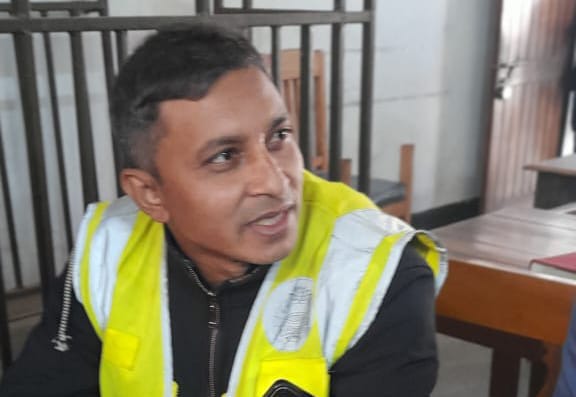 জামিনকৃত আসামীর কাছে ঘুষ দাবির অভিযোগ এসআই এর বিরুদ্ধে