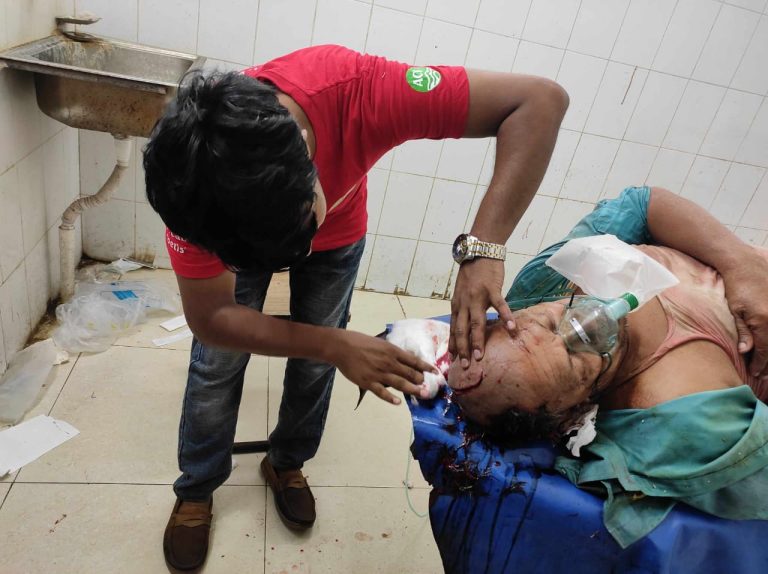 আওয়ামী লীগ নেতার মাথা ফাটালেন এলডিপি নেতা কবির ও ঋণ খেলাপী জসিম
