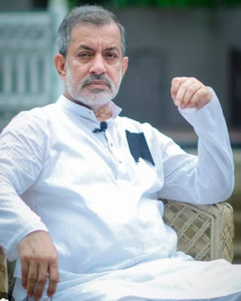 ফজলে করিমসহ ২৭ জনের বিরুদ্ধে আদালতে মামলা