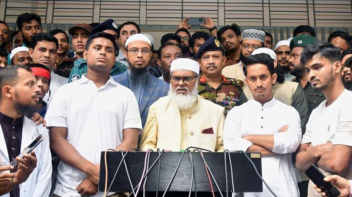 বৈষম্যবিরোধী ছাত্র আন্দোলনে হতাহতদের পাশে আছে গোটা জাতি – ধর্ম উপদেষ্টা আ ফ ম খালিদ