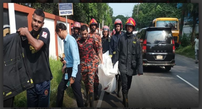 চট্টগ্রামে জাহাজে অগ্নিকান্ডের ঘটনায় দুইজনের মরদেহ উদ্ধার