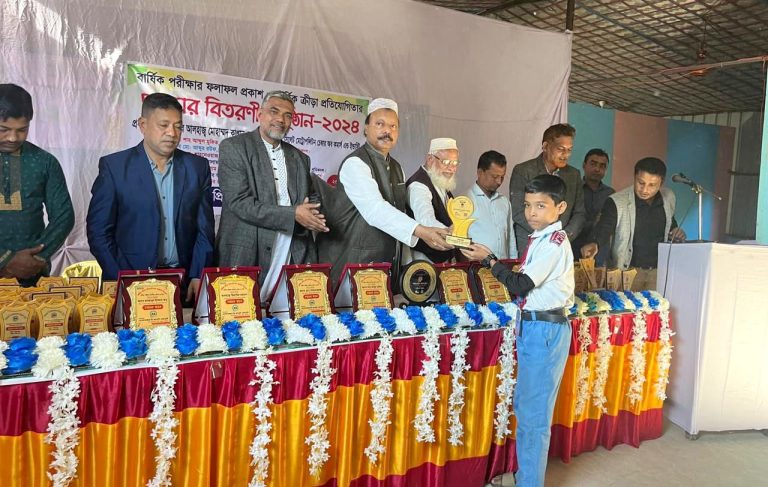 মোগলাবাজার প্রি-ক্যাডেট একাডেমী’র বার্ষিক ক্রীড়া প্রতিযোগিতার পুরস্কার বিতরণ অনুষ্ঠিত
