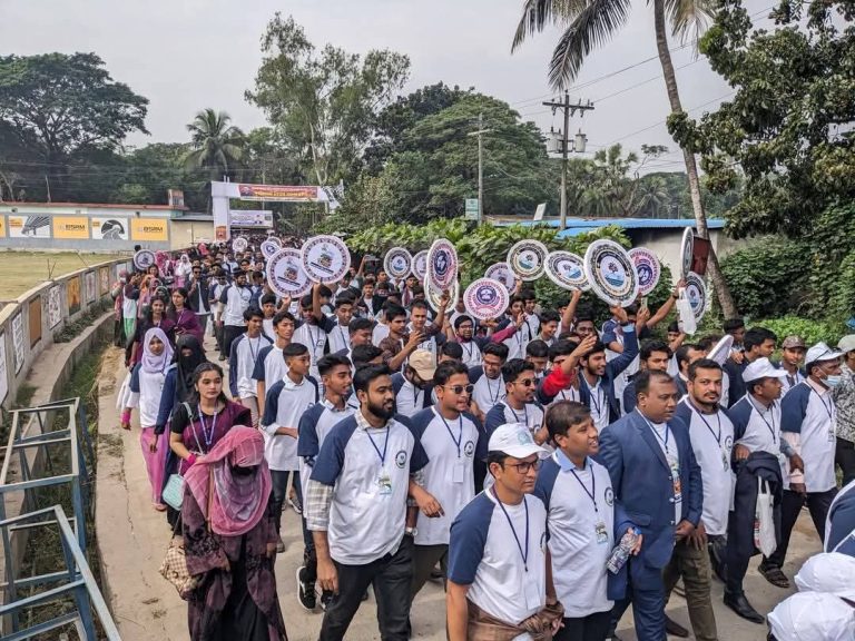 বর্ণিল আয়োজনে প্রফেসর কামাল উদ্দিন চৌধুরী কলেজে রজতজয়ন্তী উদ্‌যাপন