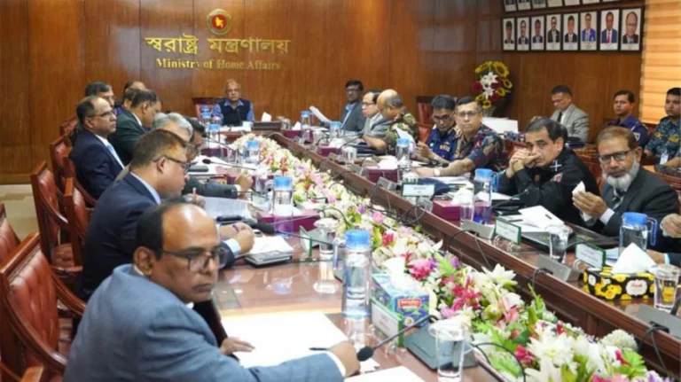 কোনও বিদেশি নাগরিককে অবৈধভাবে বাংলাদেশে থাকতে দেওয়া হবে না-স্বরাষ্ট্র উপদেষ্টা