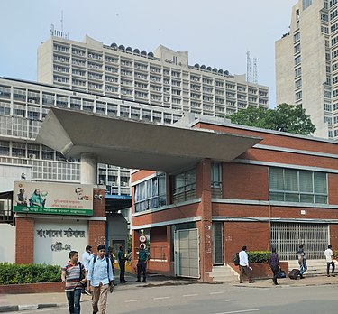 সাংবাদিকদের সোমবার থেকে সচিবালয়ে সীমিত আকারে প্রবেশের অনুমতি