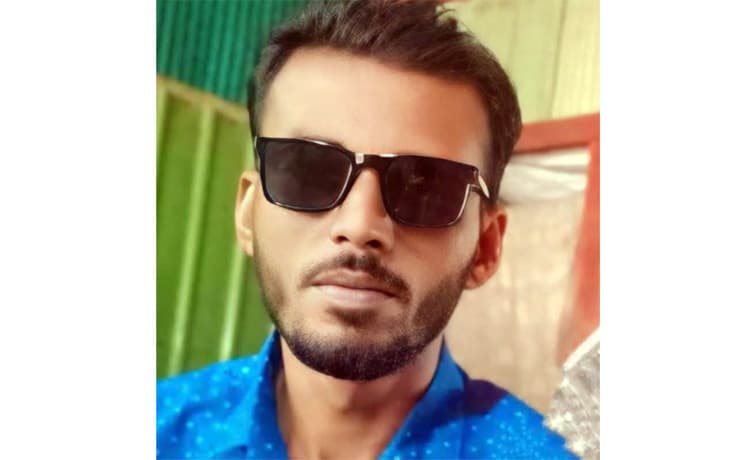 পাথরঘাটায় যুবদল নেতাকে কুপিয়ে হত্যা