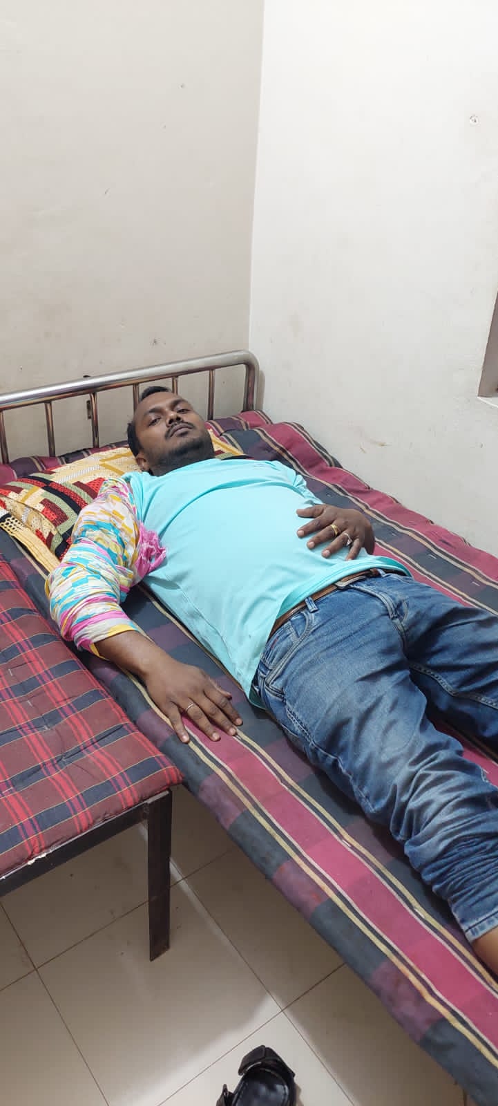 নাটোর জেলা পরিষদের সাবেক প্যানেল চেয়ারম্যান সোহাগকে পিটিয়ে জখম