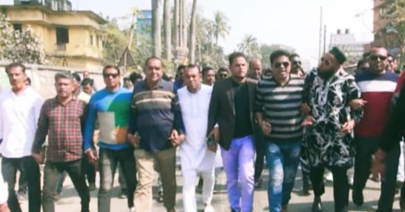 নাটোর জেলা বিএনপির ঘোষিত আহবায়ক কমিটি’কে অসঙ্গতিপূর্ণ ঘোষনা করে বিক্ষোভ