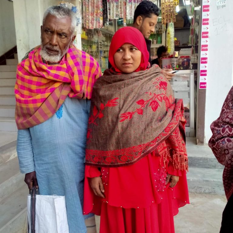 কুড়িগ্রামে অনলাইনে বিজনেস,দিনমজুর ও কন্যার নামে থানায় প্রতারণার মামলা 