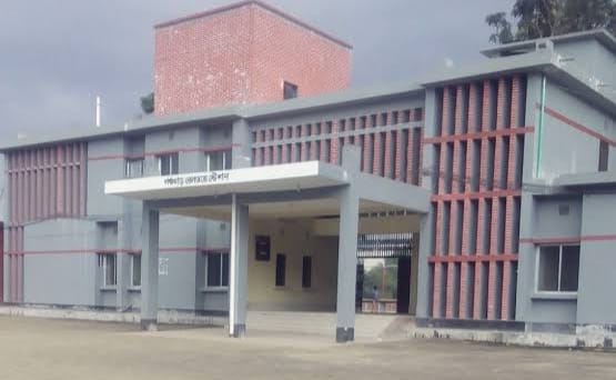 নাম পরিবর্তন হলো পঞ্চগড় রেলওয়ে স্টেশনের