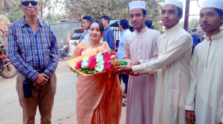 খাগড়াছড়ি রামগড়ে জেলা পরিষদের উদ্যোগে ইফতার মাহফিল অনুষ্ঠিত
