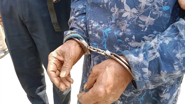 বরগুনায় ৮ বছরের শিশুকে ধর্ষণচেষ্টার অভিযোগে ঝালমুড়ি বিক্রেতা আটক