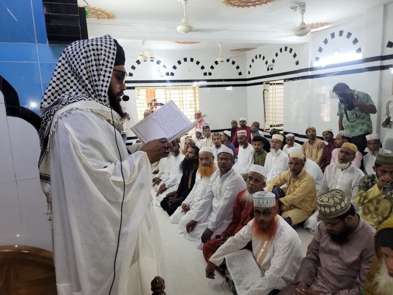 পটুয়াখালীর ৩৫ গ্রামে আগাম ঈদ উদযাপন