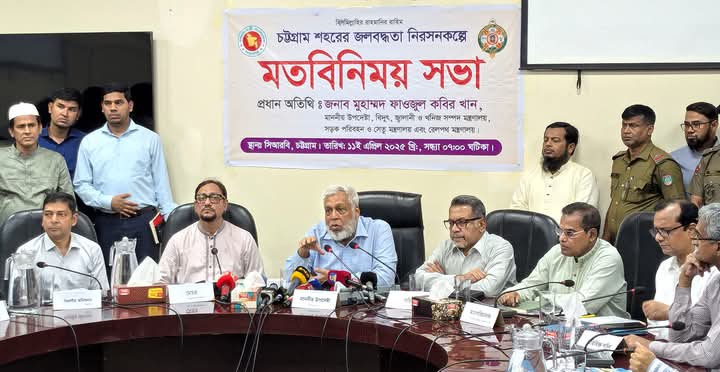 রেল সেবার মানোন্নয়নে সকলকে একযোগে কাজ করতে হবে -বিদ্যুৎ ও সড়ক পরিবহন উপদেষ্টা ফাওজুল কবির