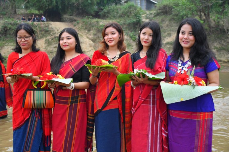 খাগড়াছড়ির চেঙ্গী নদীর তীরে ফুল বিজু উৎসব