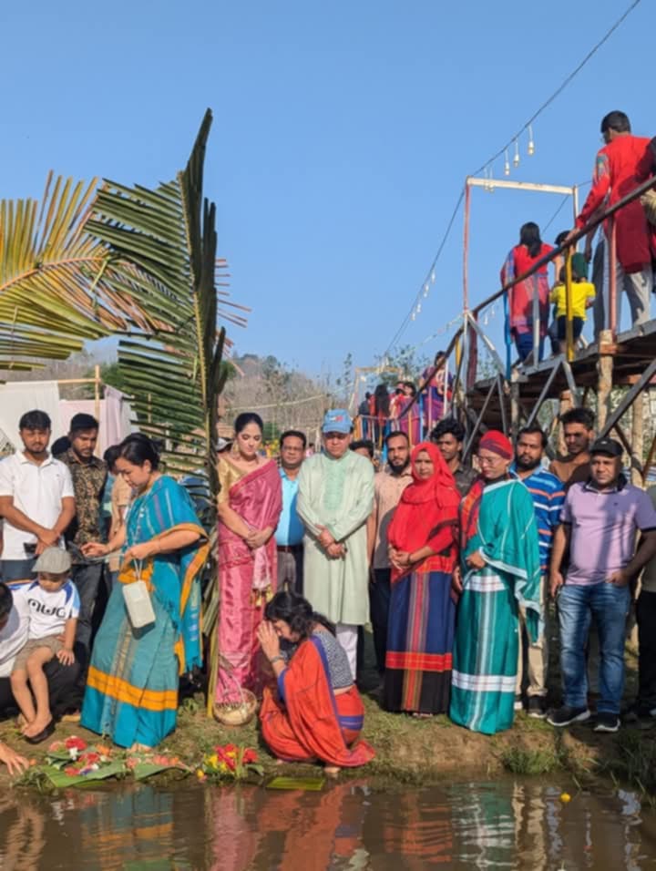 সম্প্রতি’র বার্তা নিয়ে বৈসাবির আনন্দ ভাগাভাগি করতে চেঙ্গী নদীর পাড়ে… সাবেক এমপি ওয়াদুদ ভূইয়া