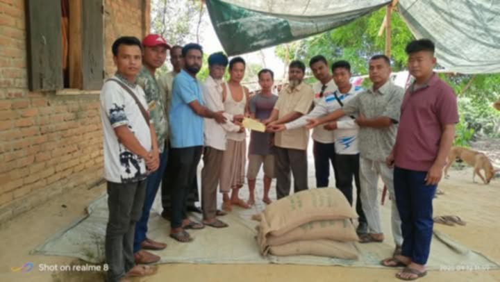 নিহত পরিবারের পাশে দাড়িয়েছেন সাবেক এমপি ওয়াদুদ ভূইয়া
