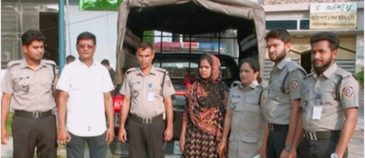 নাটোরে হেরোইনসহ এক নারী আটক