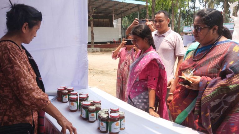 খাগড়াছড়িতে দুই দিনব্যাপী মধুমেলার উদ্বোধন
