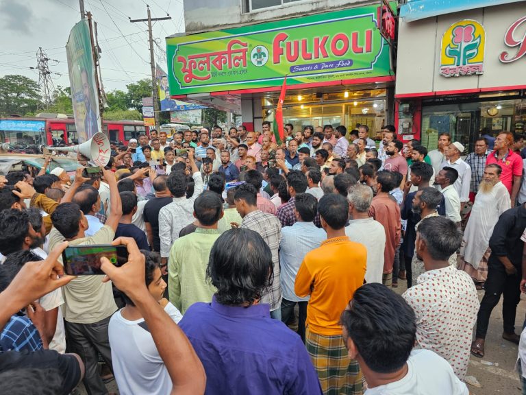 নুরুল আনোয়ারকে দক্ষিণ জেলা বিএনপির যুগ্ম আহবায়ক করায় চন্দনাইশ বিএনপির আনন্দ মিছিল