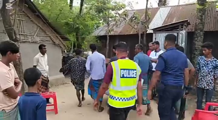 মাধবপুরে ঘুম থেকে ডেকে তুলে যুবককে কুপিয়ে হত্যা ঘাতক আটক