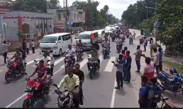 নাটোর-১ আসনে বিএনপির মনোনয়ন প্রত্যাশী সাবেক মন্ত্রীপুত্র রাজনের মোটরসাইকেল শোভাযাত্রা